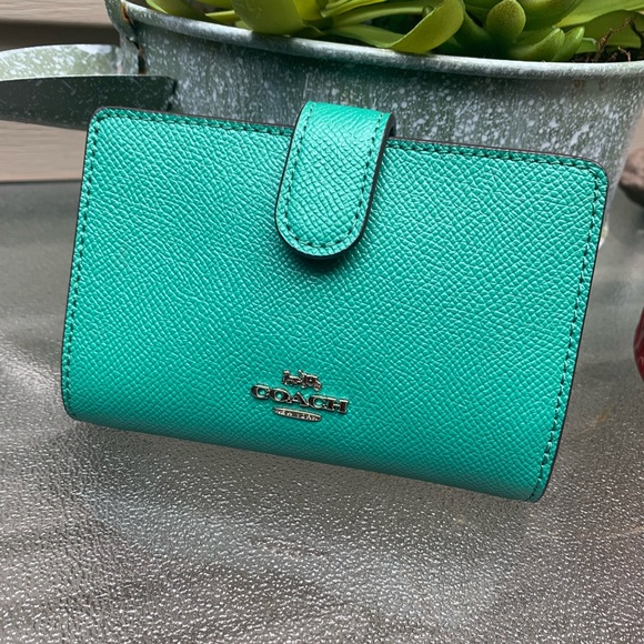 Coach Handbags - Authentic Coach Crossgrain leather snap wallet/ID